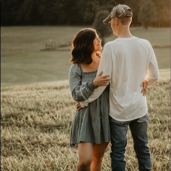 Meet your Posher, Catelyn - Picture 1 of 1